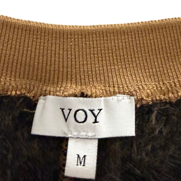 VOY Textured Leopard Print Puff Sleeve Shirt Size Medium - Picture 9 of 9